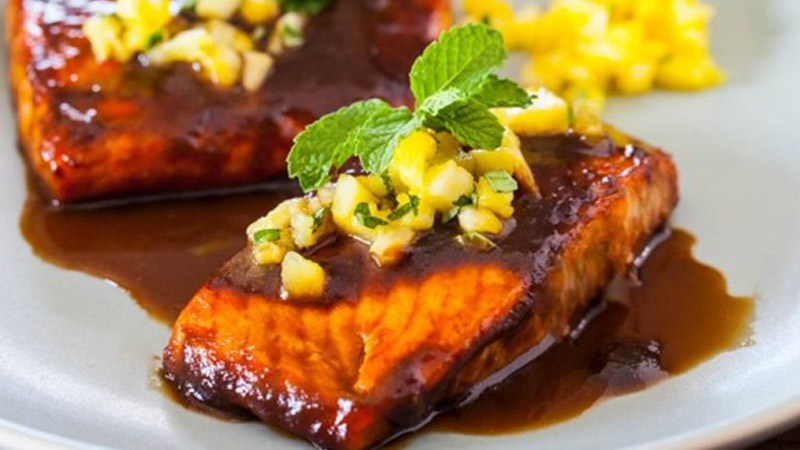 Cá hồi nướng teriyaki