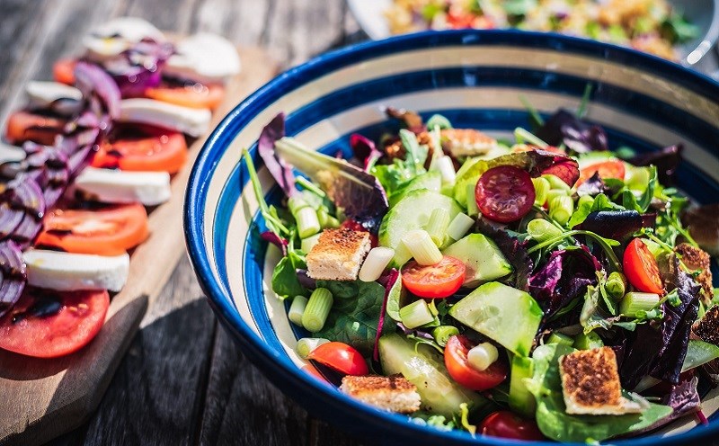 Thay thế linh hoạt c&aacute;c thực phẩm l&agrave;nh mạnh trong m&oacute;n ăn