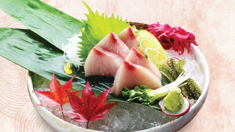Cá mặt trăng sashimi