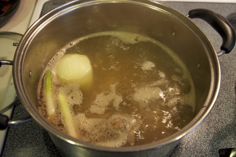 Nước hầm xương