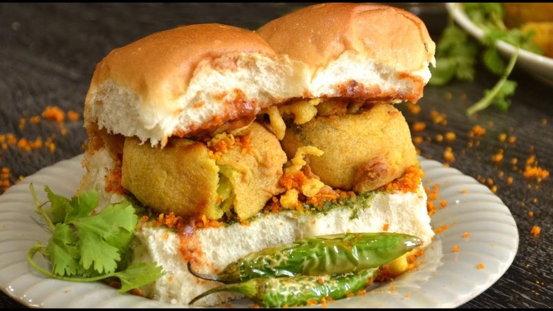 Vada pav