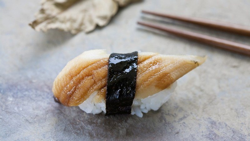 Anago (sushi lươn nước mặn)