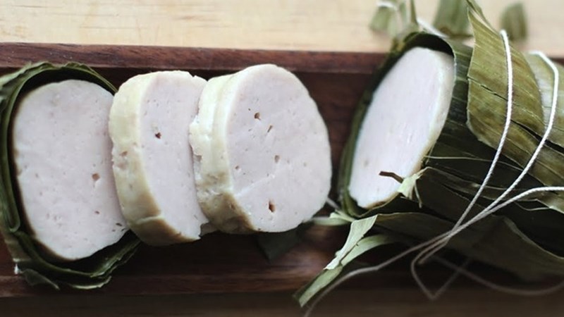 Giò lụa Phú Đức