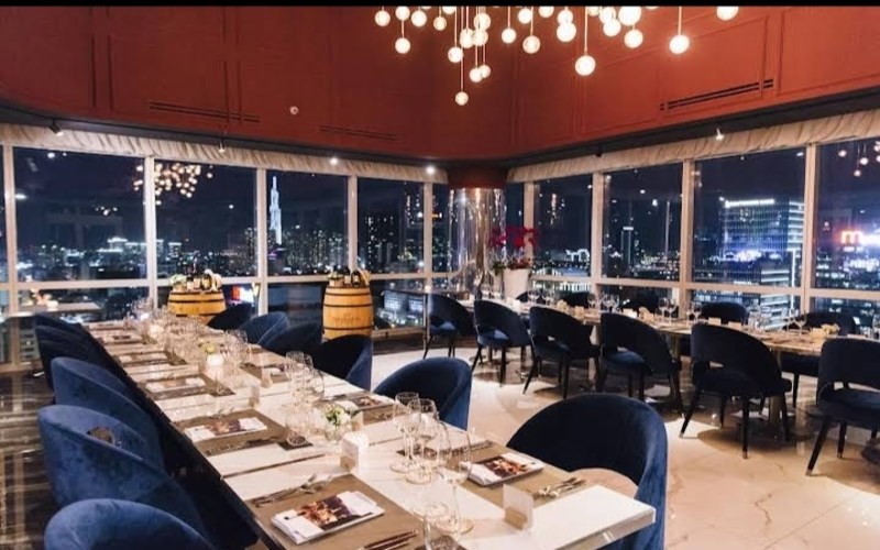 Khung cảnh Nhà hàng Shri Restaurant & Lounge 