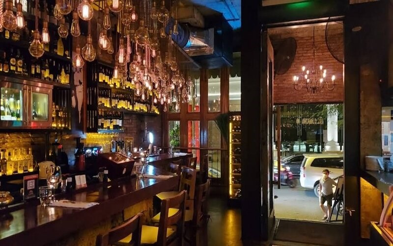 Khung cảnh nhà hàng El Gaucho Steakhouse 