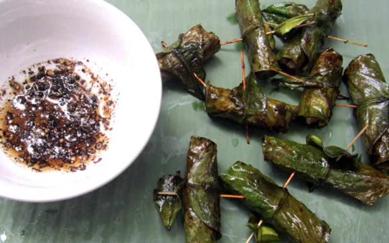 Chả cuốn lá bưởi