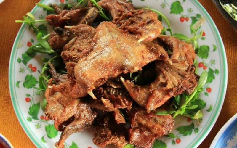 Chuột đồng chiên sả ớt