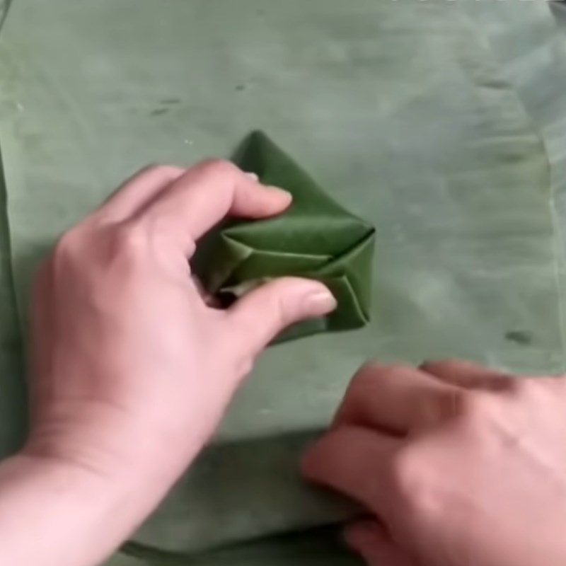 Bước 5 Gói bánh Bánh ít nếp xào nhân dừa đậu