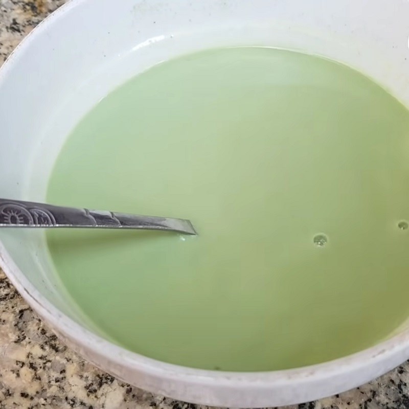 Bước 2 Pha panna cotta matcha và làm đông Trà sữa panna cotta