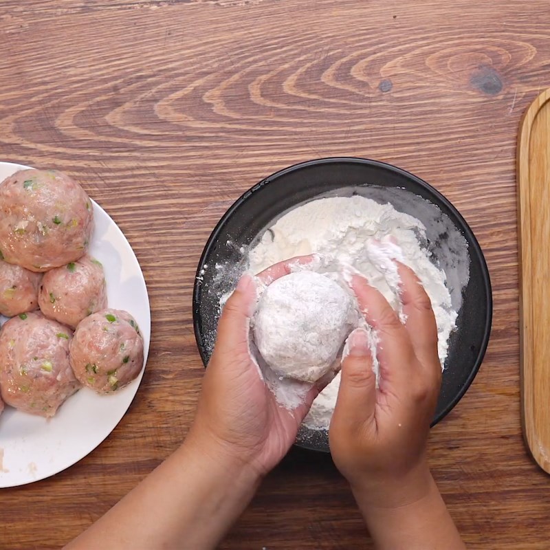 Bước 3 Chiên chả cá Chả cá bọc trứng muối và chả cá bọc trứng bắc thảo