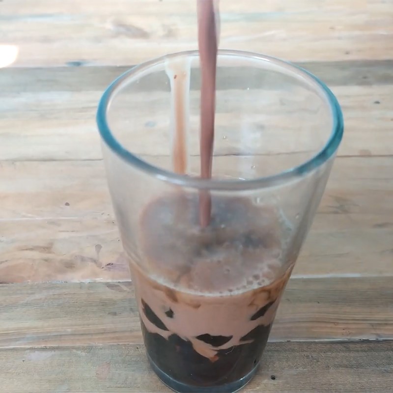 Bước 3 Hoàn thành Trà sữa milo bạc hà