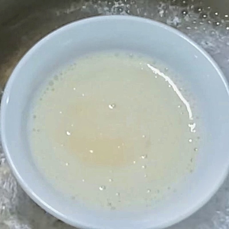 Bước 3 Đun bột gelatin Sữa chua dẻo trái cây