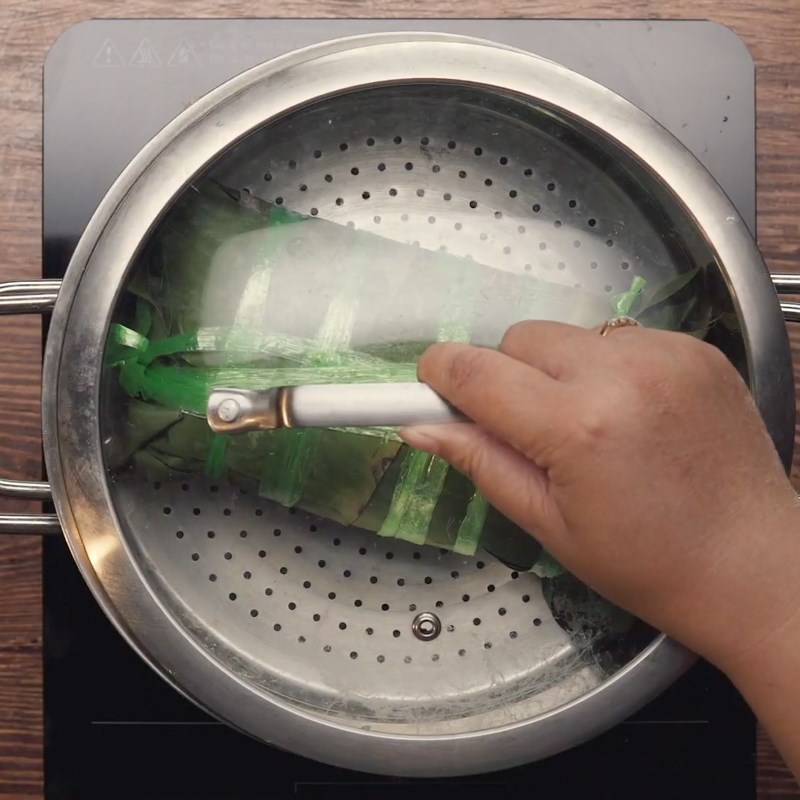 Bước 7 Hấp chả Chả lụa bằng máy xay sinh tố