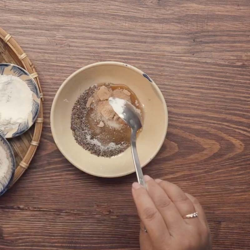 Bước 4 Làm hỗn hợp ướp thịt Chả lụa bằng máy xay sinh tố