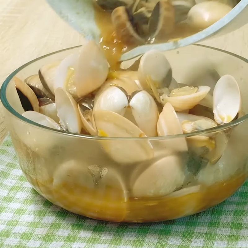 Bước 3 Làm nghêu hấp thái Nghêu hấp Thái