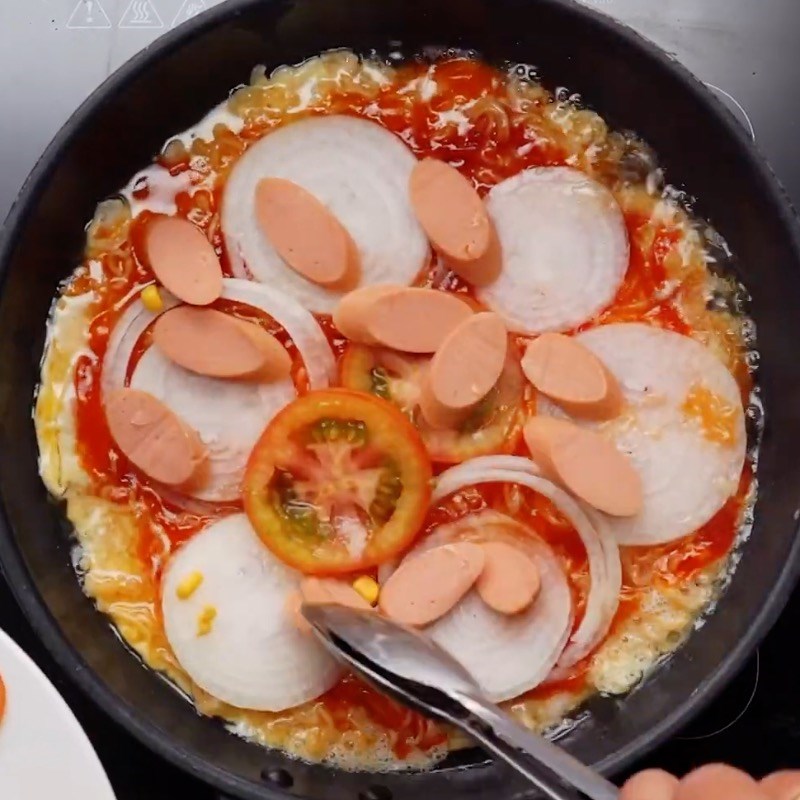 Bước 3 Làm pizza Pizza mì gói