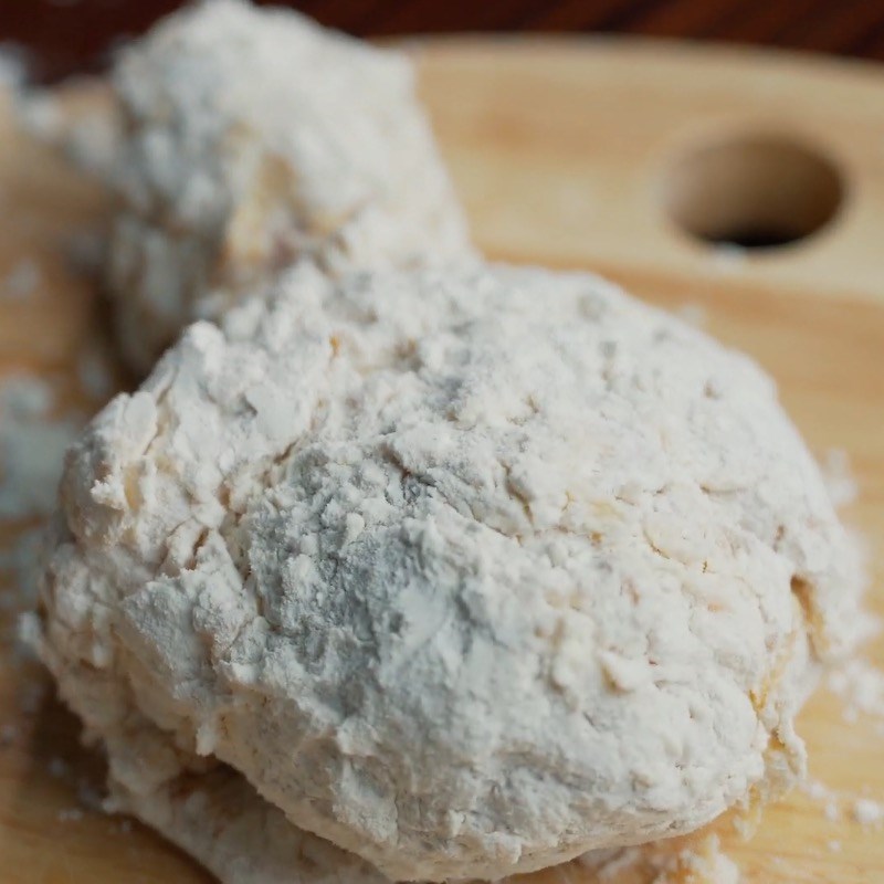 Step 4 Roll the chicken over deep fried chicken dough