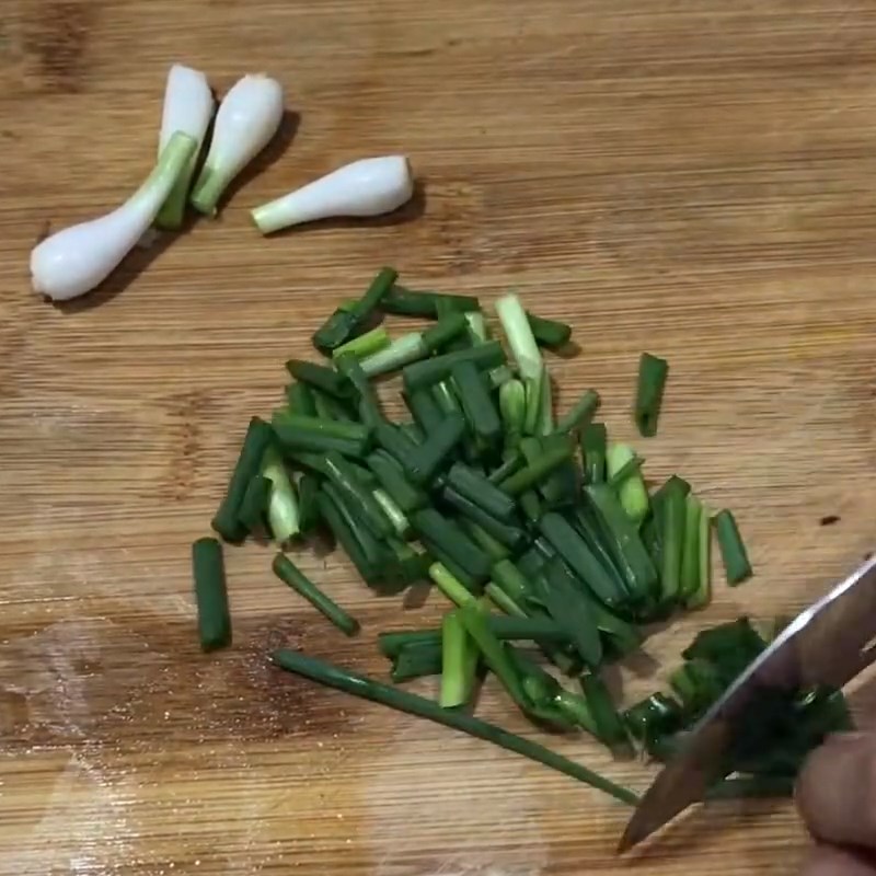 Bước 1 Sơ chế nguyên liệu Chả cá hấp