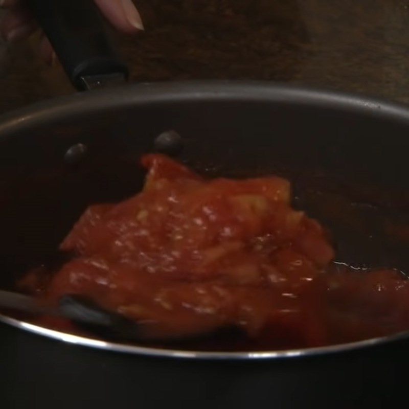 Bước 2 Nấu cà chua Nước ép cà chua không cần máy