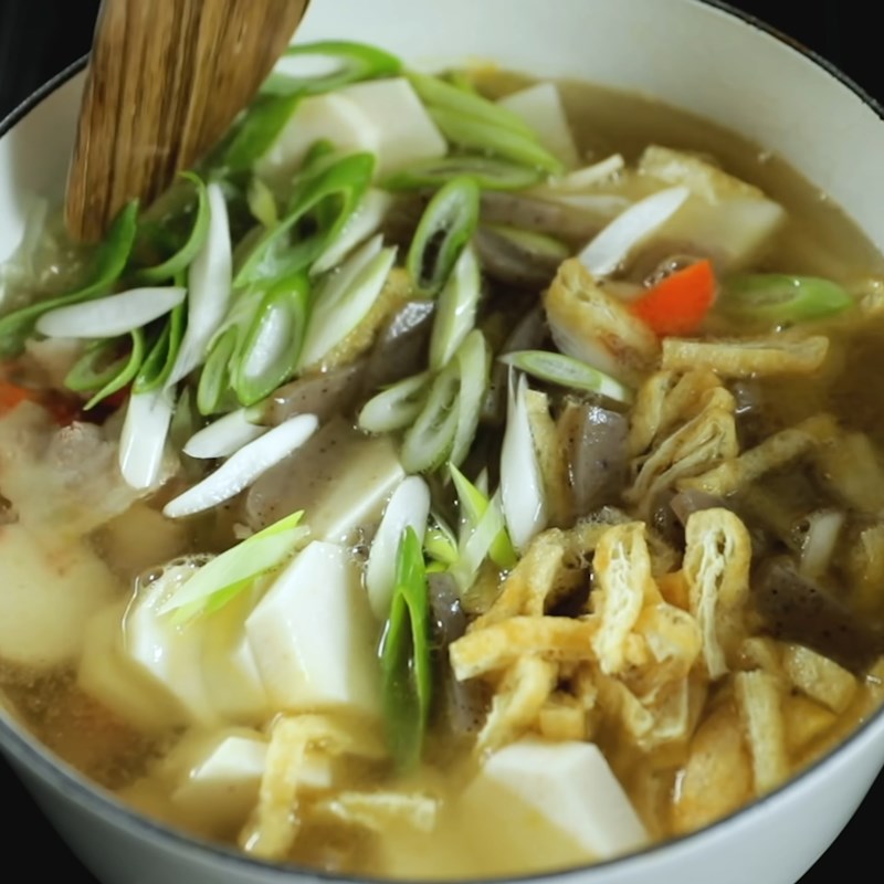 Bước 3 Nấu canh Tonjiru Canh Tonjiru