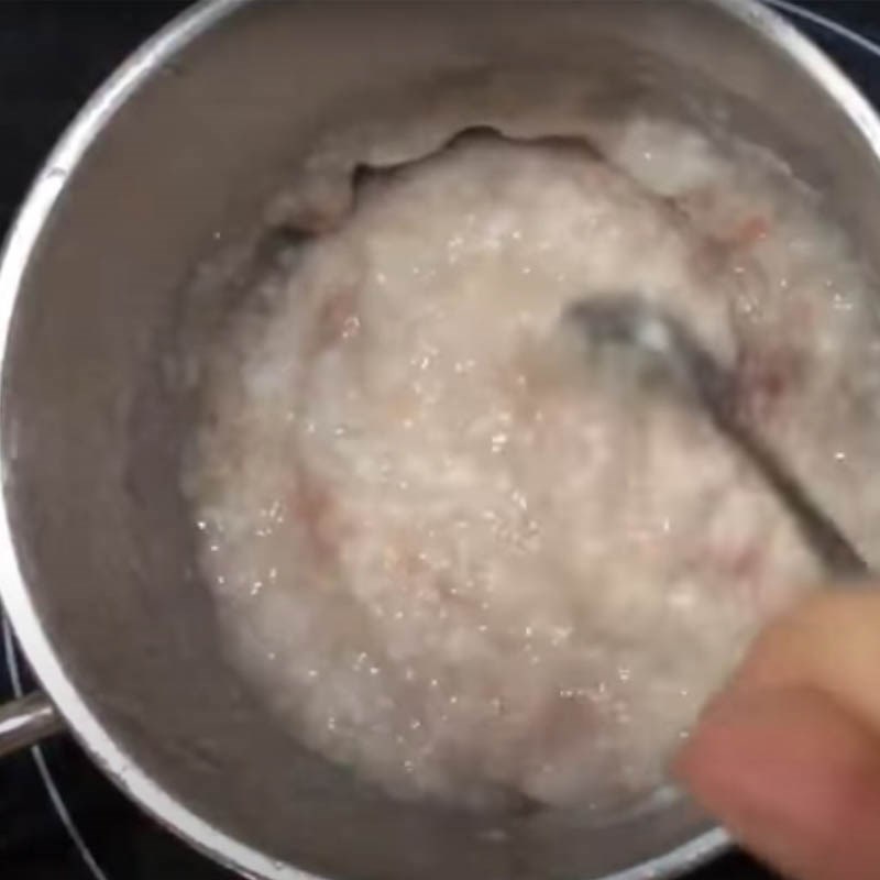 Bước 2 Nấu cháo Cháo thịt bò bí xanh