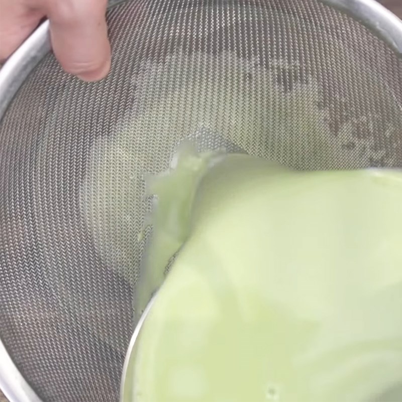 Bước 2 Nấu hỗn hợp sữa Pudding trà xanh