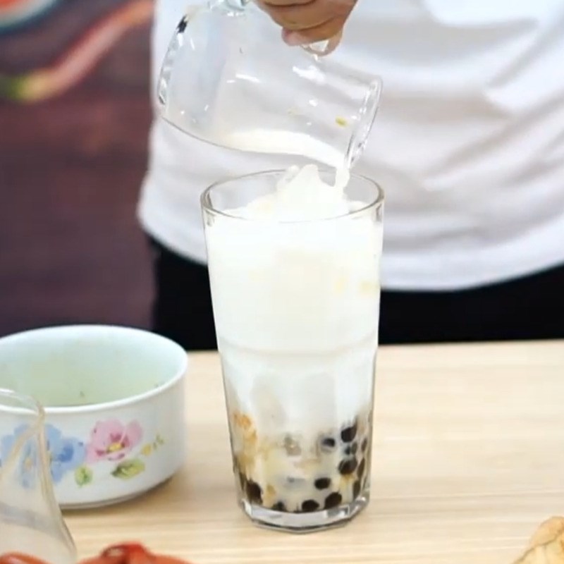 Bước 2 Pha matcha sữa dừa Matcha sữa dừa