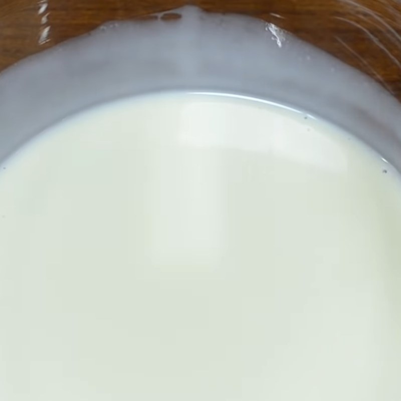 Bước 1 Pha sữa Sữa chua bằng sữa bột không cần sữa chua cái