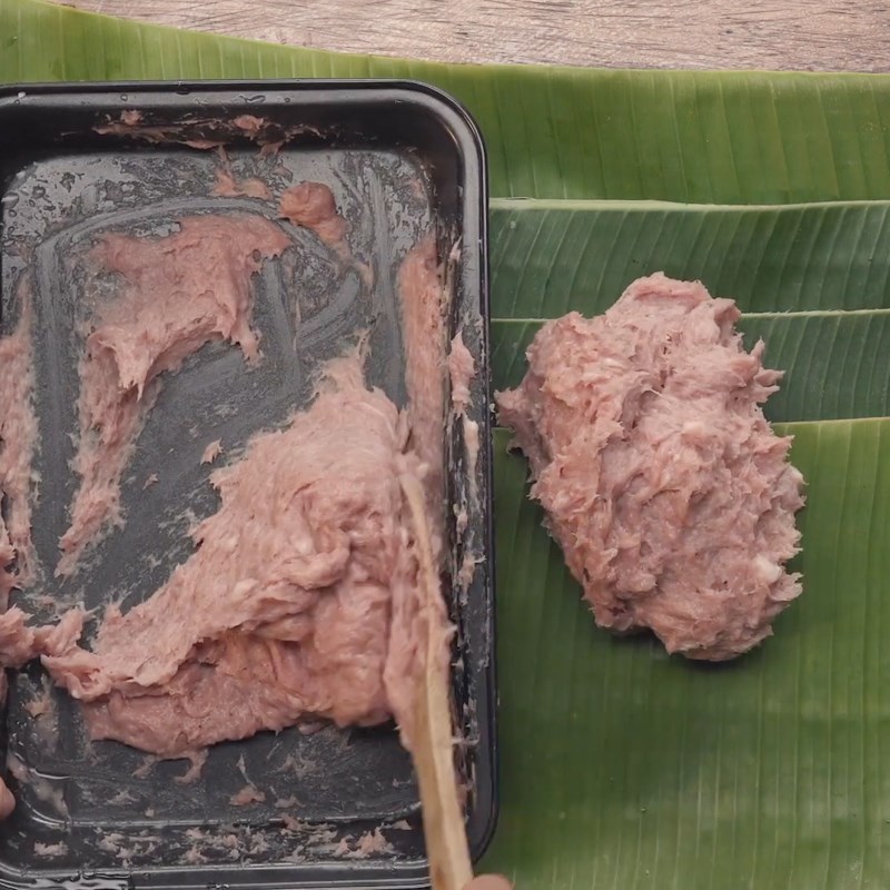 Bước 6 Quết và gói chả Chả lụa bằng máy xay sinh tố