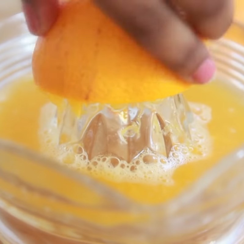Bước 1 Sơ chế nam việt quất và cam Sốt cranberry với nước ép trái cây