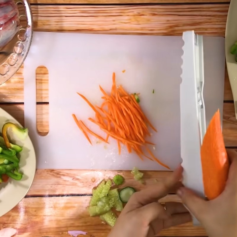 Bước 1 Sơ chế nguyên liệu Nộm bắp bò thập cẩm