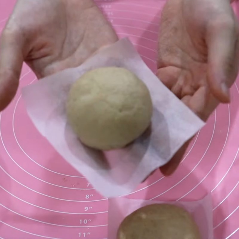 Bước 5 Tạo hình bánh Bánh bao nguyên cám gà nấm