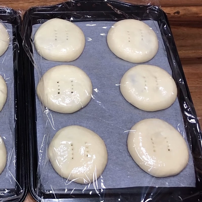 Bước 4 Tạo hình bánh và ủ lần 2 Bánh mì ngọt nhân đậu xanh nướng