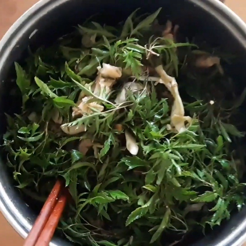 Bước 5 Thành phẩm Gỏi đinh lăng thịt gà