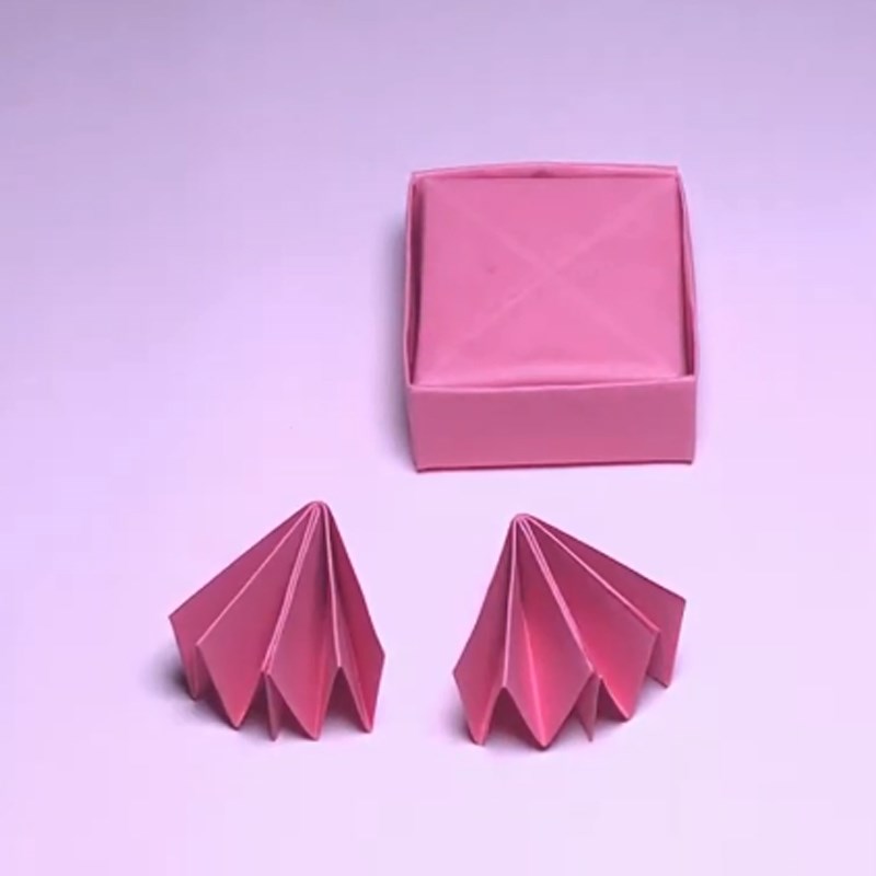 Bước 2 Trang trí hộp quà Gói hộp quà kẹo nhỏ dễ thương
