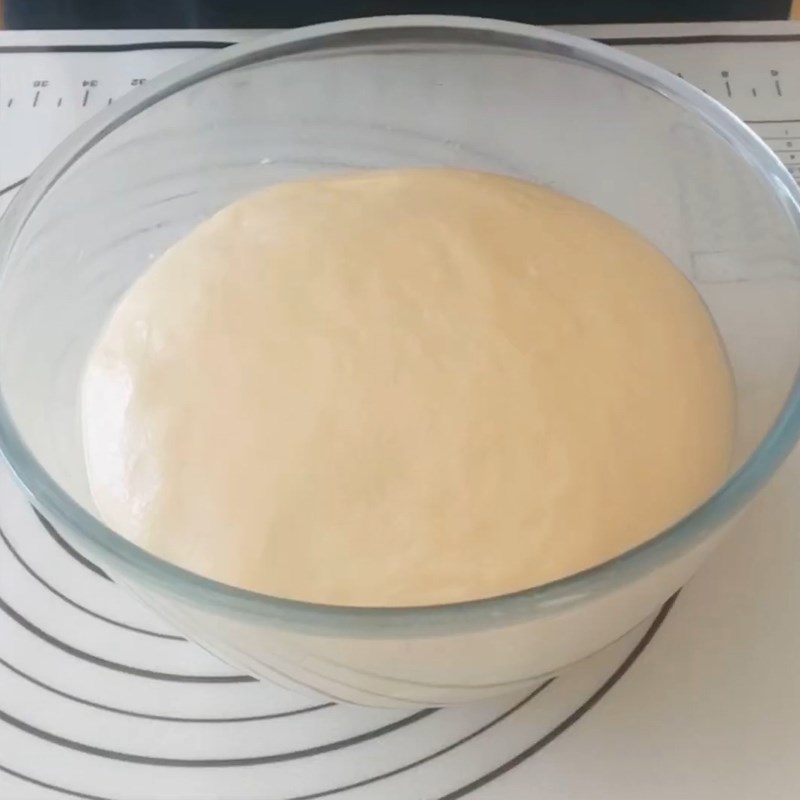 Bước 2 Trộn bột làm bánh Bánh mì ốc quế nhân kem