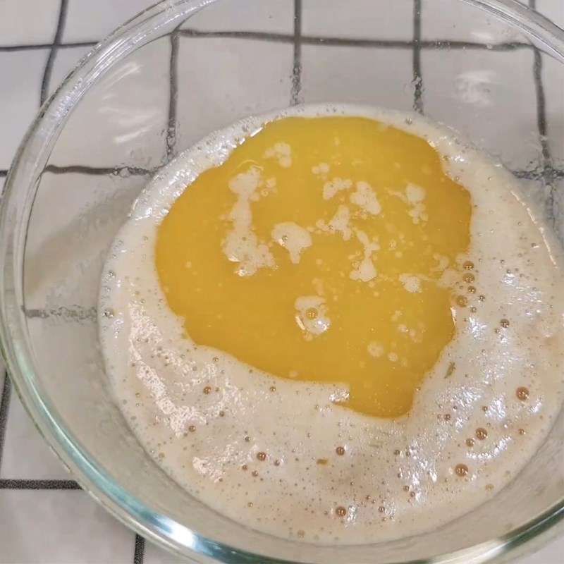 Bước 2 Trộn chuối với sữa, trứng và bơ Bánh chuối yến mạch bằng nồi chiên không dầu
