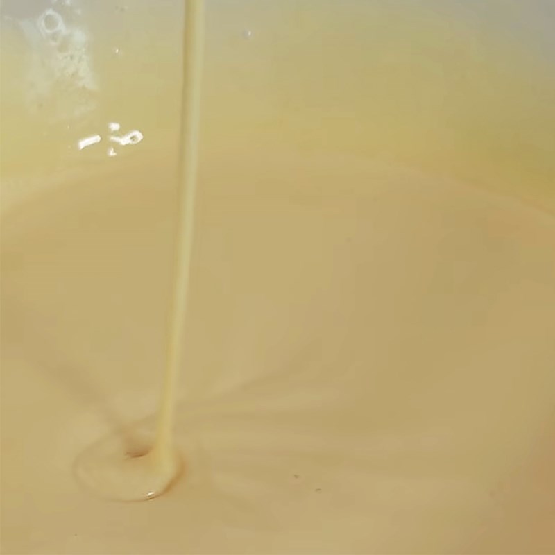 Bước 2 Trộn hỗn hợp bột Bánh kếp trứng sữa