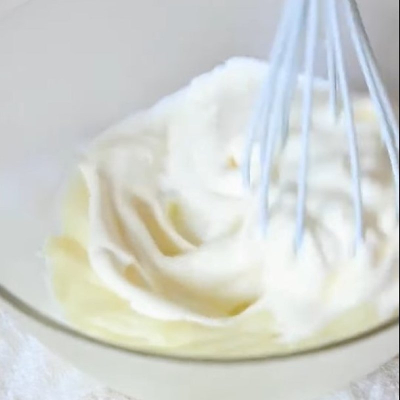 Bước 3 Trộn hỗn hợp kem sữa dưa lưới Kem dưa lưới Hàn Quốc từ sữa bột