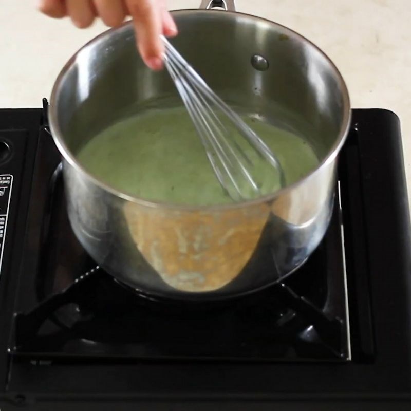 Bước 2 Trộn hỗn hợp trứng sữa Bánh flan trà xanh mật ong
