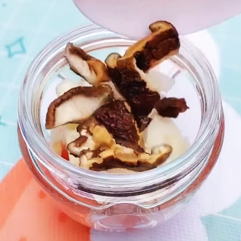 Bước 2 Xay hỗn hợp các nguyên liệu Cháo củ sen