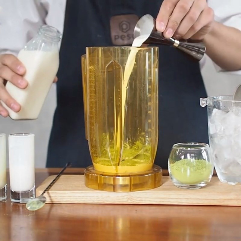 Bước 1 Xay matcha cốt dừa Matcha cốt dừa