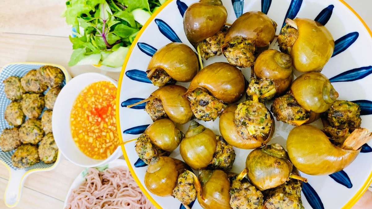 Chả ốc bươu chiên giòn