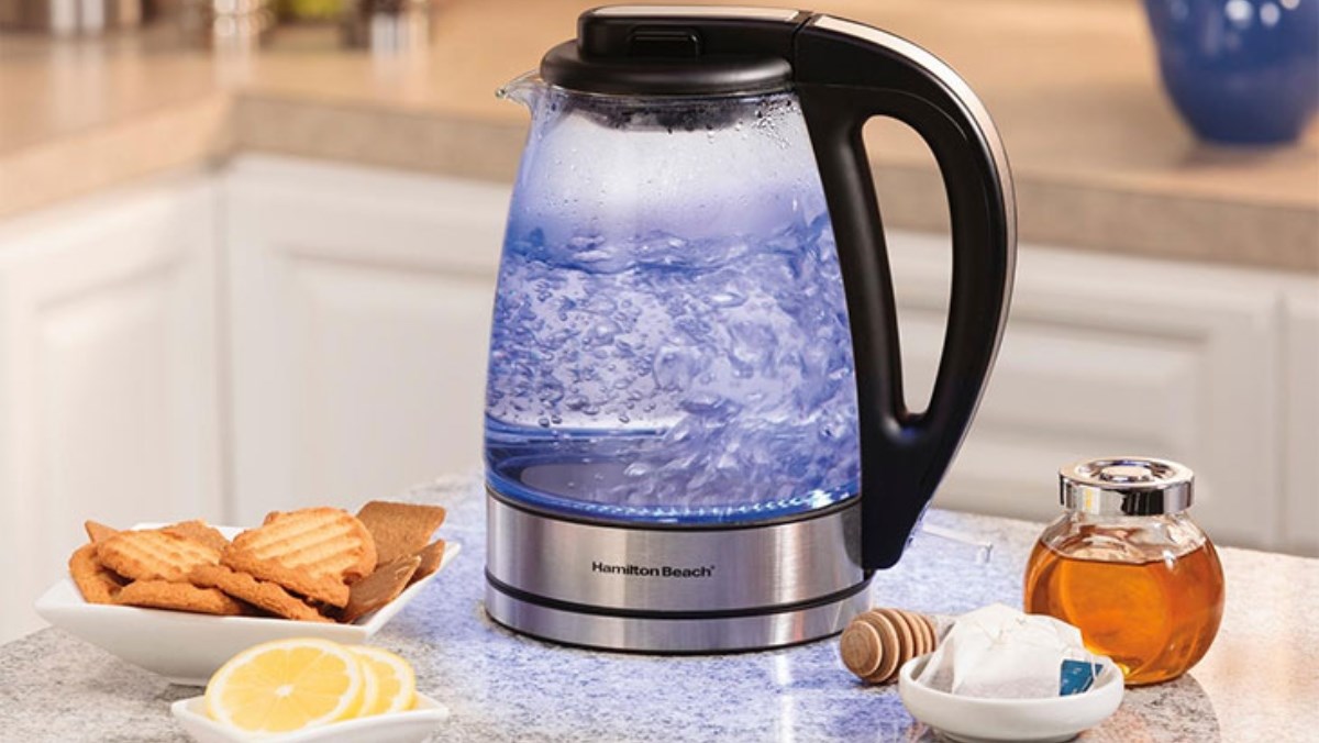 Mẹo làm sạch ấm đun nước