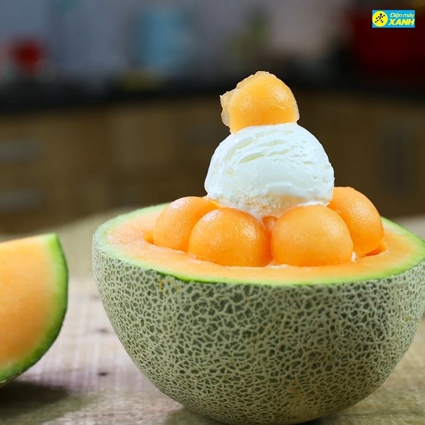 Cách làm bingsu dưa lưới thơm ngon mát lạnh siêu dễ làm tại nhà