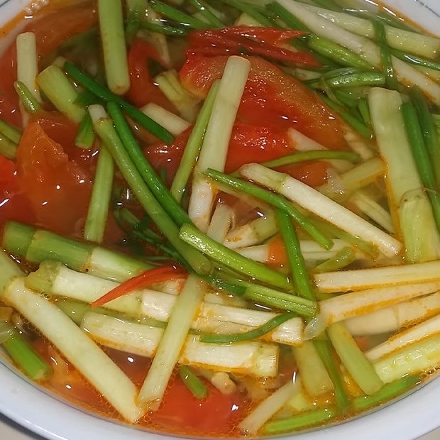 Cách nấu canh rau cần cà chua thơm ngon dễ làm đơn giản ngay tại nhà