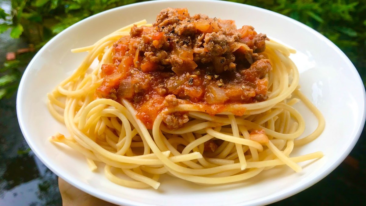 Cách làm mì ý spaghetti sốt bò bằm cà chua