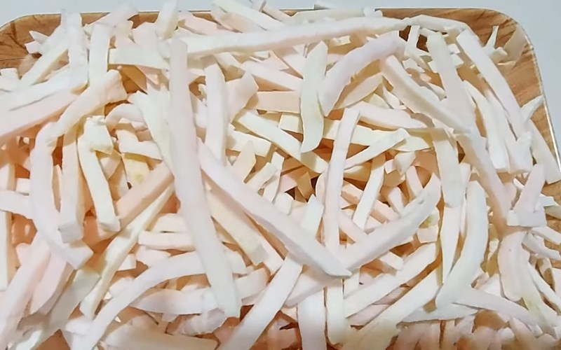 Cắt nhỏ c&ugrave;i bưởi