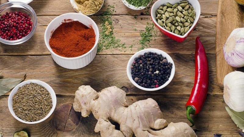 Gia vị nguy&ecirc;n hạt