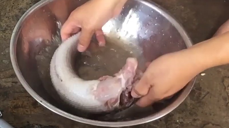 Rửa nước muối